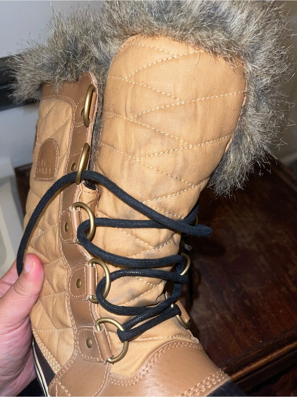 Sorrel Women's Tan and Black Winter Lace-Up Boots with Faux Fur Trim - Size 7 - Picture 9 of 13